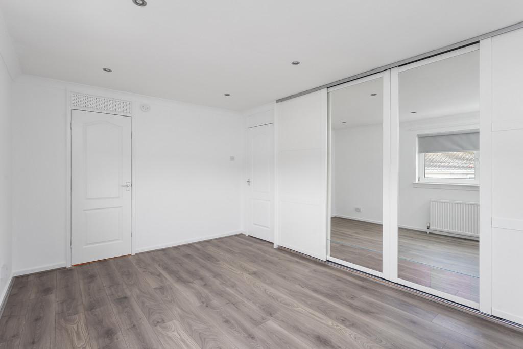 71 Burnside Crescent 17