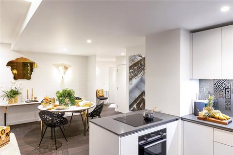 3 bedroom apartment to rent, Damac Tower, London, SW8