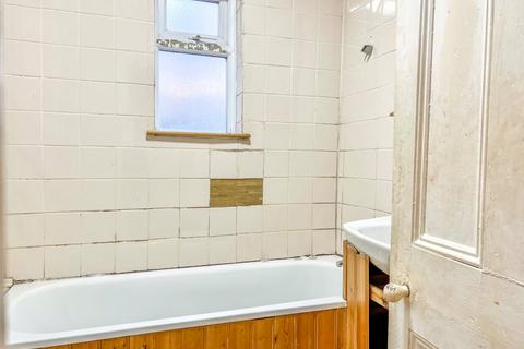 3 bedroom terraced house for sale, Cleethorpe Road, Grimsby, DN31