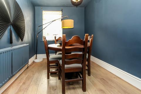 3 bedroom end of terrace house for sale, Upper Havelock Street, Wellingborough NN8