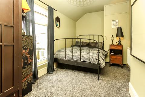 3 bedroom end of terrace house for sale, Upper Havelock Street, Wellingborough NN8