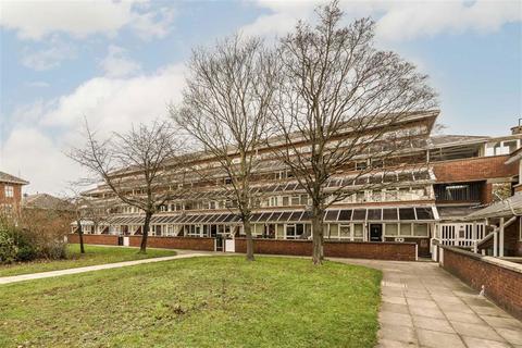 2 bedroom flat to rent, Schofield Walk, London SE3