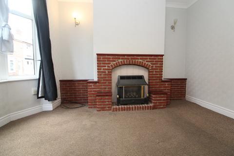 2 bedroom terraced house to rent, Barron Street, Darlington