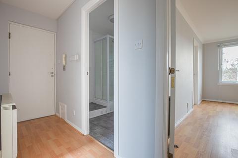 2 bedroom flat to rent, Headland Court, Aberdeen