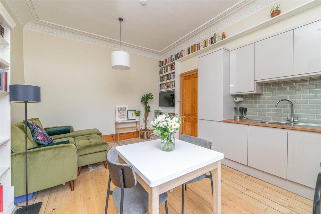 Kitchen Alt