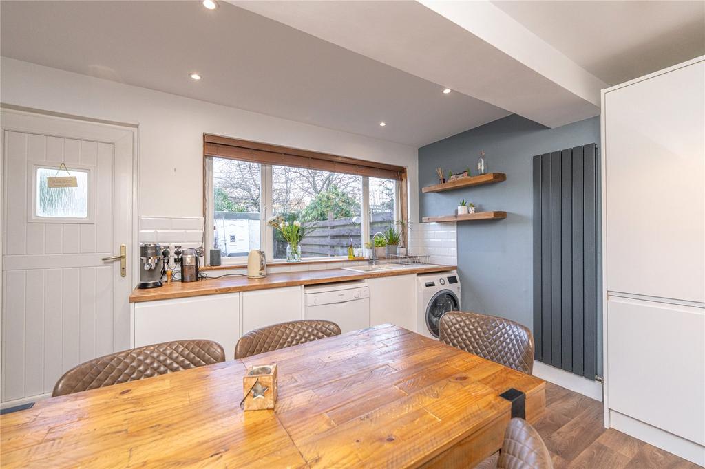 Kitchen Alt