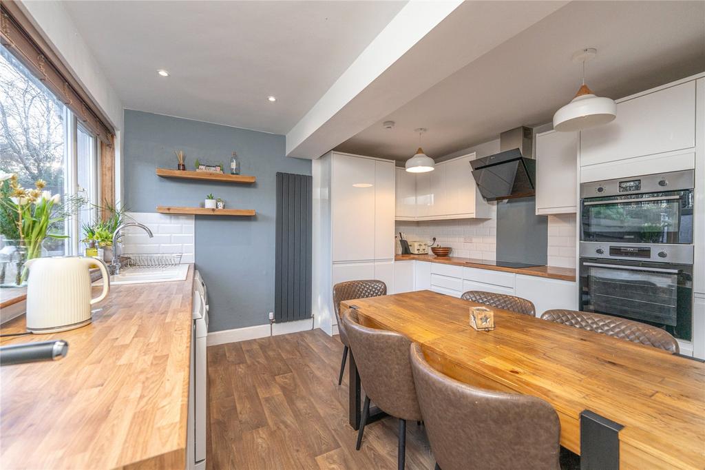 Kitchen Alt