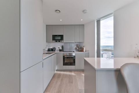 2 bedroom flat for sale, Saffron Central Square, Central Croydon, Croydon, CR0