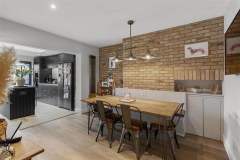 4 bedroom semi-detached house for sale, Oldfield Avenue, Eastbourne