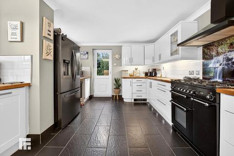 4 bedroom detached house for sale, Denison Way, St Fagans, Cardiff