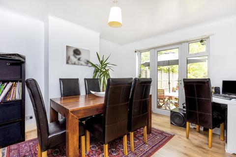 undefined, New Malden, London