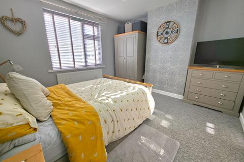 3 bedroom semi-detached house for sale, Hayes Lane, Coventry CV7
