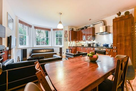 2 bedroom flat for sale, Redcliffe Gardens, Earls Court, London, SW10