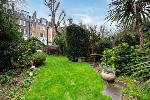 2 bedroom flat for sale, Redcliffe Gardens, Earls Court, London, SW10