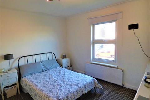 undefined, Weir Farm Road, Rayleigh, Rayleigh,
