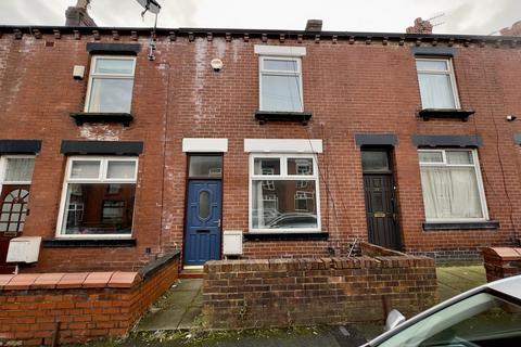 2 bedroom terraced house to rent, Hughes Street, Halliwell, Bolton