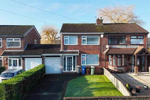 3 bedroom semi-detached house for sale, Clough Grove, Ashton-in-Makerfield, Wigan, WN4 0LP