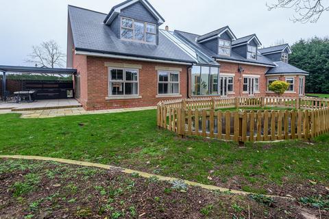 5 bedroom detached house for sale, Village Road, Yarm, TS15