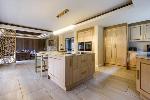 5 bedroom detached house for sale, Village Road, Yarm, TS15