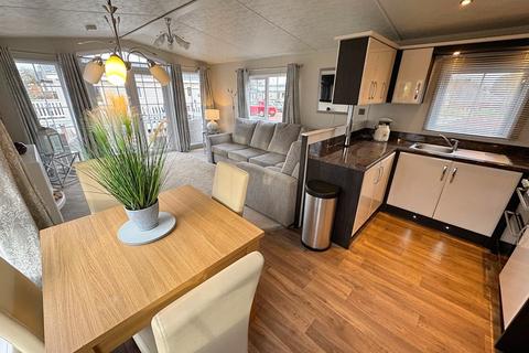 2 bedroom mobile home for sale, Pixley End , Trumpet