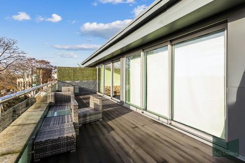 3 bedroom apartment for sale, Penthouse, Dudley House, The Grove