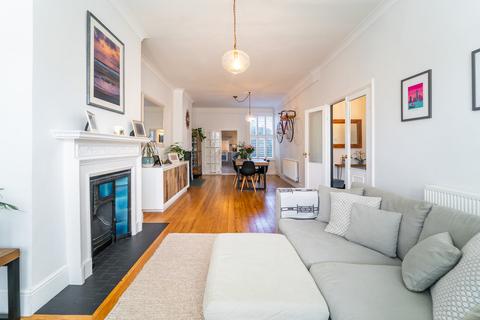 2 bedroom ground floor maisonette for sale, Harefield Road, Crouch End N8