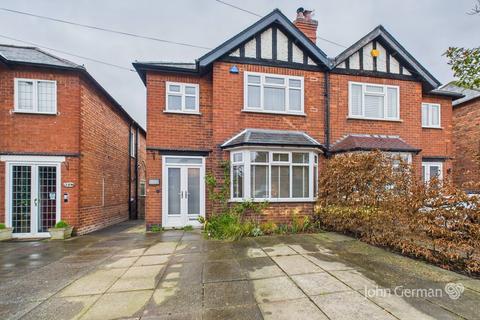 3 bedroom semi-detached house for sale, Gordon Road, West Bridgford