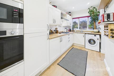 3 bedroom semi-detached house for sale, Gordon Road, West Bridgford