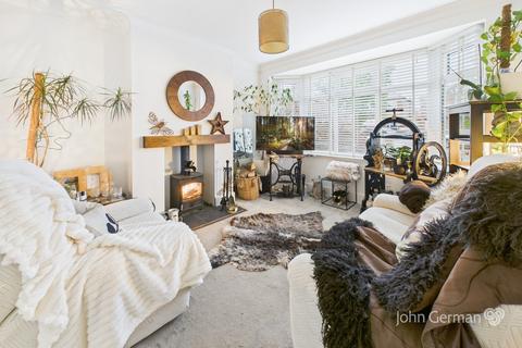 3 bedroom semi-detached house for sale, Gordon Road, West Bridgford