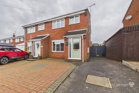 Fairfield Crescent, Newhall