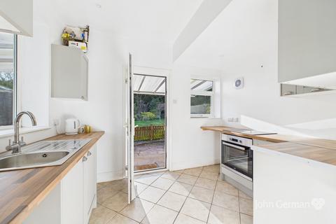 2 bedroom detached bungalow for sale, Kitling Greaves Lane, Burton-on-Trent