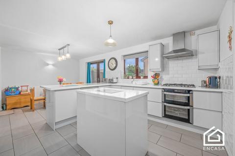4 bedroom detached house for sale, Fairlawns, Yardley