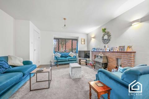 4 bedroom detached house for sale, Fairlawns, Yardley