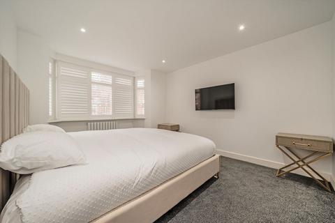 3 bedroom terraced house to rent, Wymering Road, London W9