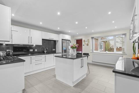 undefined, White Lion Road, Little Chalfont