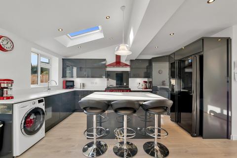 3 bedroom semi-detached house for sale, Darley Road, Burbage, LE10