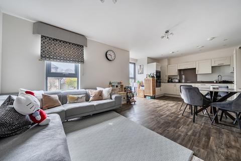 2 bedroom apartment for sale, Denzil Road, Guildford