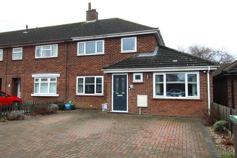 4 bedroom end of terrace house for sale, Spring Grove, Sandy