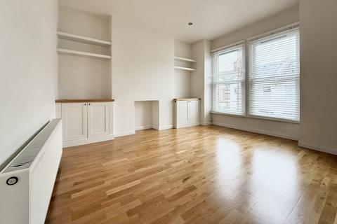 2 bedroom maisonette to rent, Lambrook Terrace, Fulham
