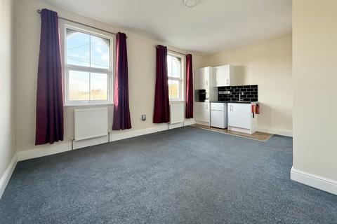 Studio to rent, Sydenham Road, Croydon
