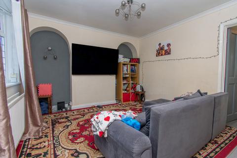 3 bedroom semi-detached house for sale, Burleigh Avenue, Wigston LE18