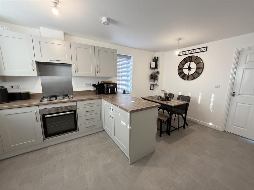 Kitchen Diner