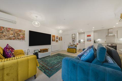 2 bedroom maisonette for sale, 40 Roman Way, Beckenham