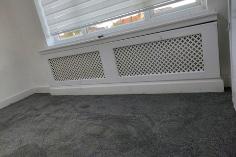 1 bedroom in a house share to rent, Richmond Avenue, Uxbridge UB10