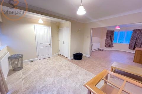 5 bedroom house to rent, Beddington Lane, Croydon, London