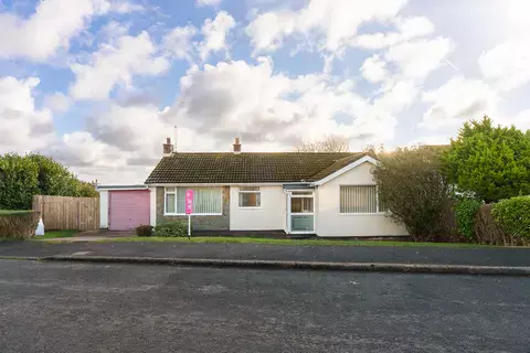 2 bedroom detached bungalow for sale, 23, Birch Hill Avenue, Onchan