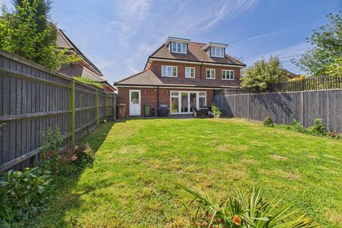 4 bedroom semi-detached house for sale, Akeman Row, Aylesbury HP22