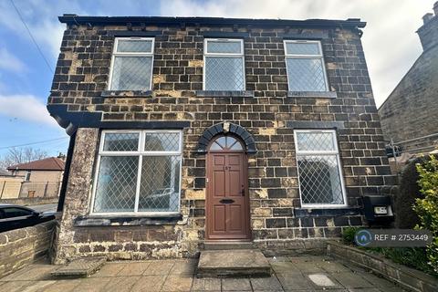 3 bedroom semi-detached house to rent, New Line, Bradford, BD10