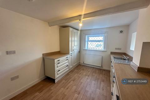 3 bedroom semi-detached house to rent, New Line, Bradford, BD10