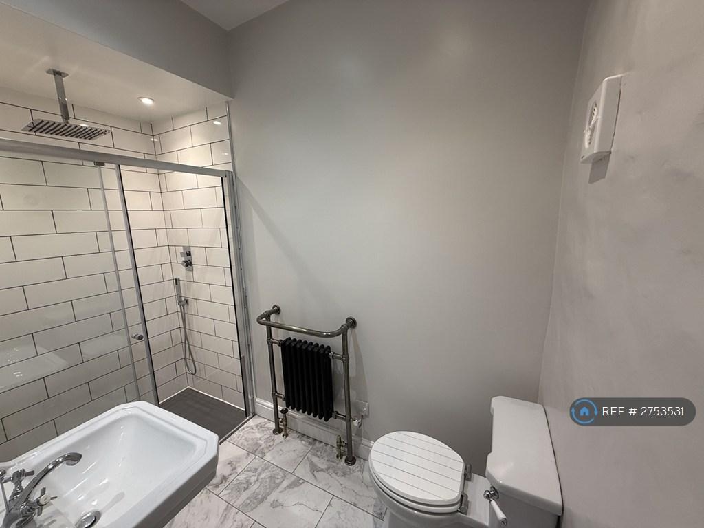 Ensuite To Master